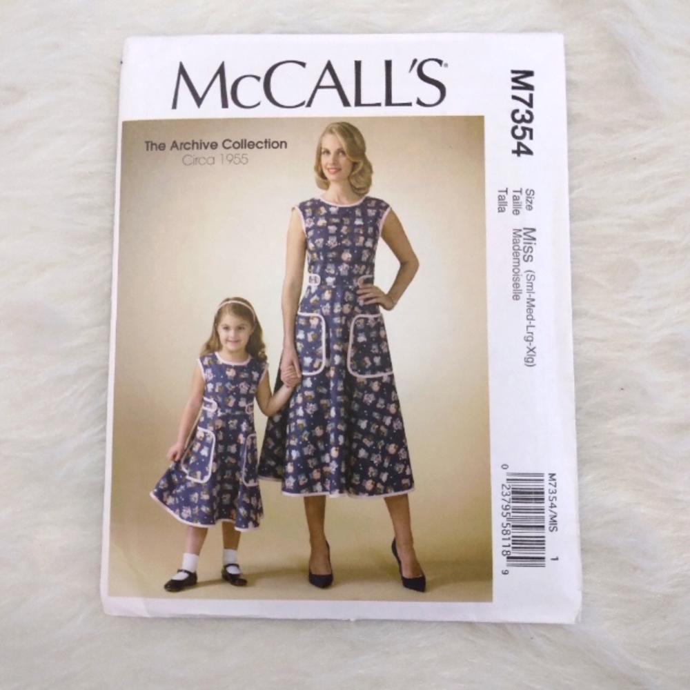 McCall's M7356 Misses (S-XL)& Child(3-8) back wrap dress